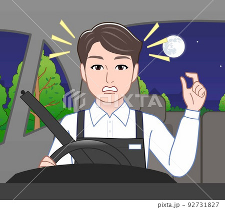 夜に運転する若い男性 夜に運転する若い男性 92731827
