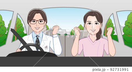 仕事で営業に出かける男性と女性 92731991