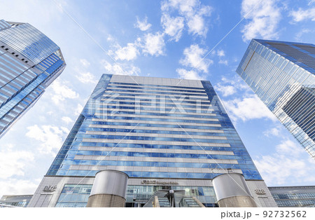 東京都港区 晴天のJR品川駅(港南口) 東京都港区 晴天のJR品川駅(港南口) 92732562