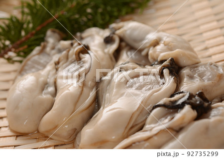 生牡蠣 生牡蠣 92735299