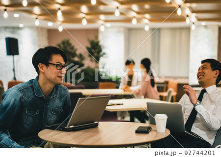 Co-working Space 92744201