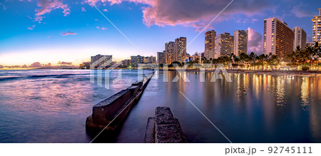 Famous Waikiki Beach summer sunset, O'ahu, Hawaii 92745111