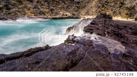 View of Halona Cove, Oahu, Hawaii, on a sunny summers day. 92745198