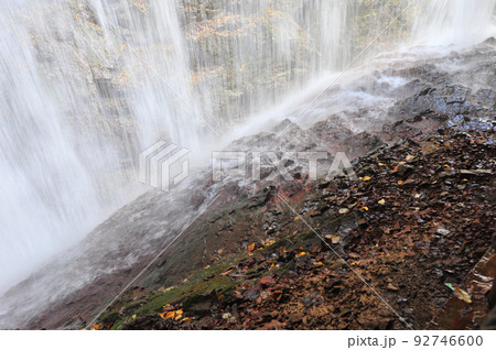 雷滝（高山村松川峡谷） 92746600