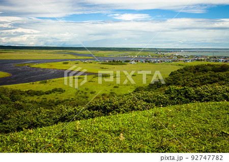 【北海道・霧多布】琵琶瀬展望台より霧多布湿原の眺望 【北海道・霧多布】琵琶瀬展望台より霧多布湿原の眺望 92747782