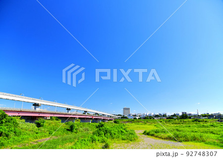 立日橋/多摩川付近より立川駅方面を望む(東京都立川市)【2022.7】 立日橋/多摩川付近より立川駅方面を望む(東京都立川市)【2022.7】 92748307