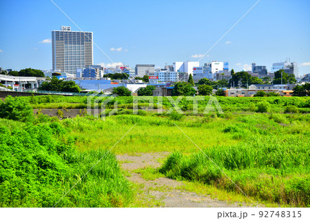 立日橋／多摩川付近より立川駅方面を望む(東京都立川市)【2022.7】 92748315