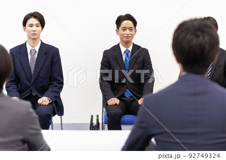 集団面接 集団面接 92749324