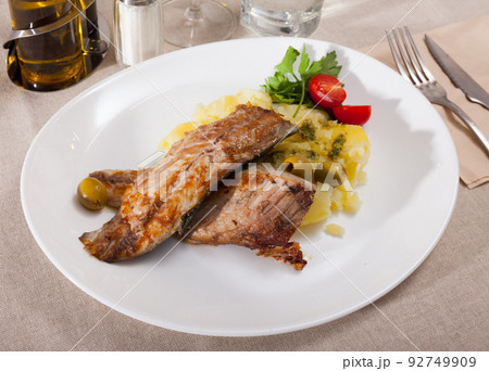 Fish dish - roasted scomber with mashed potatoes 92749909