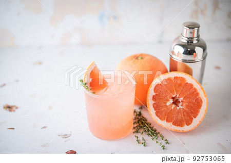 pink  grapefruit cocktail with copyspace 92753065