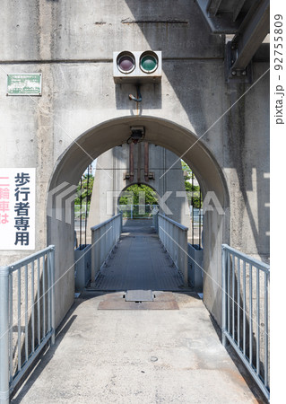 下関漁港　閘門 92755809
