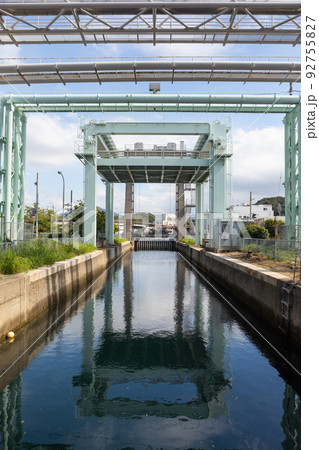 下関漁港 閘門 下関漁港 閘門 92755827