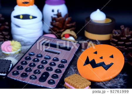 ハロウィンの出費 ハロウィンの出費 92761999