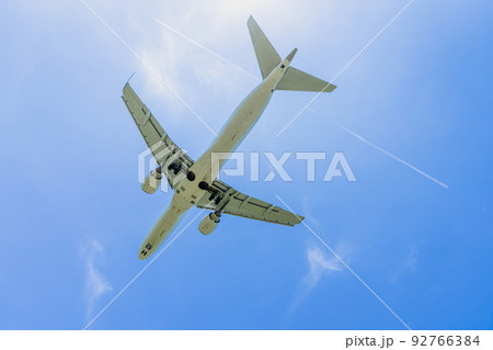 《飛行機》エンブラエル Embraer E190(E-Jet) 《飛行機》エンブラエル Embraer E190(E-Jet) 92766384