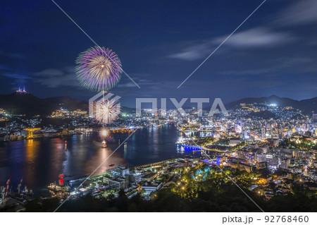 長崎の夜景と花火 ながさきみなとまつりより 長崎の夜景と花火 ながさきみなとまつりより 92768460