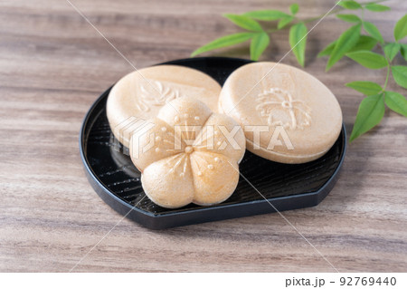 和菓子 最中(もなか) 和菓子 最中(もなか) 92769440