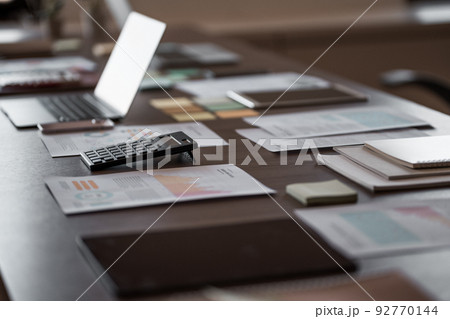 ビジネス/現場 92770144