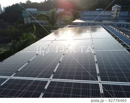 ソーラーパネル 太陽電池パネル 太陽光パネル 92776465