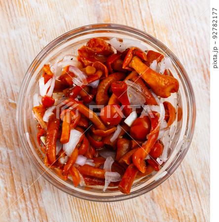 Marinated honey fungi with onion Marinated honey fungi with onion 92782177