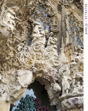 サグラダ・ファミリア 壁面の緻密な彫刻 / Sagrada Familia, Spain サグラダ・ファミリア 壁面の緻密な彫刻 / Sagrada Familia, Spain 92783748
