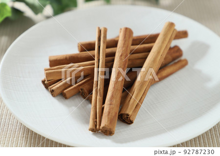 シナモン 92787230