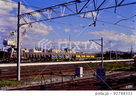 1999年 安治川口駅から見た貨物ターミナルの様子 1999年 安治川口駅から見た貨物ターミナルの様子 92788331