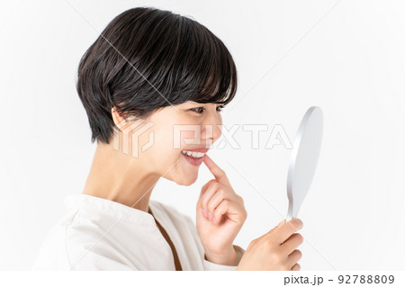 女性　歯　デンタルケア 92788809