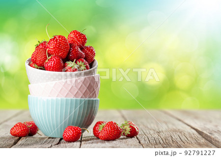 Fresh ripe garden strawberry Fresh ripe garden strawberry 92791227