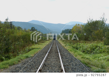 石北本線 白滝ー丸瀬布 JR北海道 DE15-2511(旭川)+マヤ34-2008(札幌) 石北本線 白滝ー丸瀬布 JR北海道 DE15-2511(旭川)+マヤ34-2008(札幌) 92793287