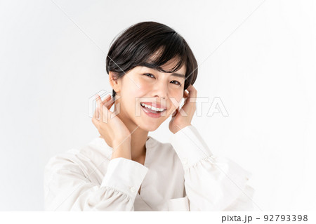 女性　髪 92793398