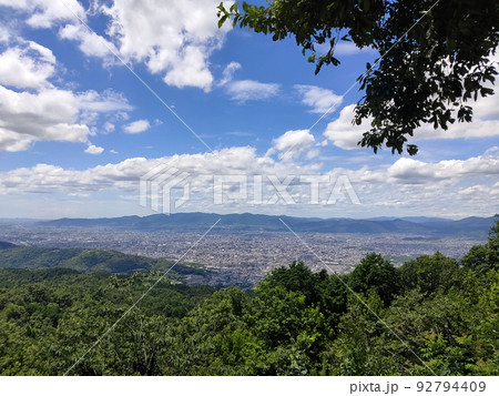 大文字山の山頂からの風景 92794409