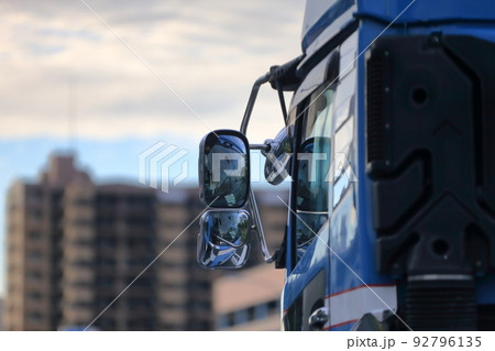 トラックのサイドミラー　イメージ 92796135