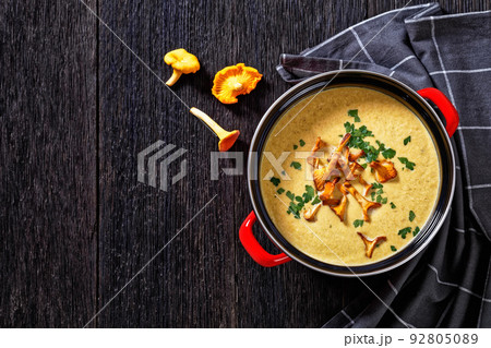 Kanttarellikeitto Finnish Chanterelle Soup in pot 92805089