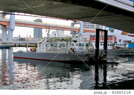 神戸市中央区波止場町ハーバーランドに停泊する海上保安庁のCL06　まやざくら 92805218