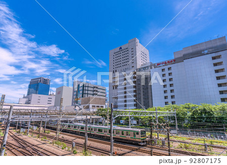 日本の川崎都市景観 川崎駅前のルフロン川崎や川崎日航ホテルなど街並みを望む 日本の川崎都市景観 川崎駅前のルフロン川崎や川崎日航ホテルなど街並みを望む 92807175