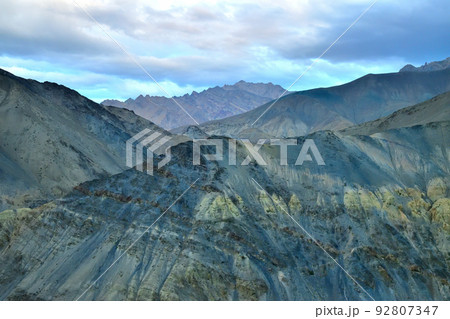 インド最北の秘境、ラダック地方の村ラマユルの自然 インド最北の秘境、ラダック地方の村ラマユルの自然 92807347