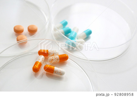 医療・研究コンセプト 飲み薬 医療・研究コンセプト 飲み薬 92808958