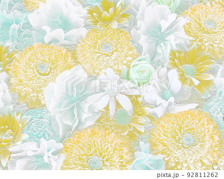 黄色、白、青の花。陶板のようなレリーフ 92811262
