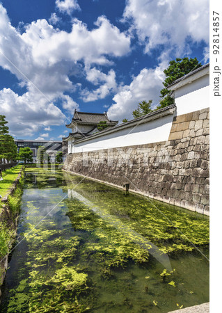 夏の二条城　堀　京都市中京区 92814857