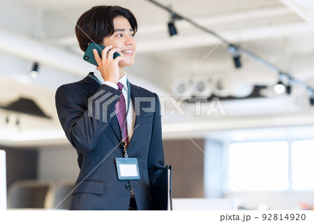 ビジネス　オフィス　ビジネスマン　撮影協力：WEEK芝大門（サンフロンティア不動産） 92814920