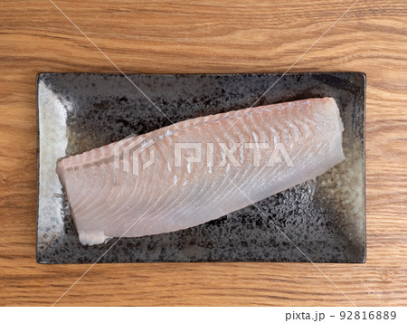 マコガレイの刺身 92816889