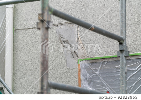 建設現場 外壁補修工事 建設現場 外壁補修工事 92823965