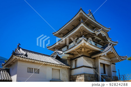 瀬戸内海を一望する玉藻城こと高松城の月見櫓（香川県高松市） 92824288