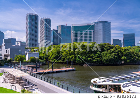 《東京都》東京ビジネス街・都市風景 92826173