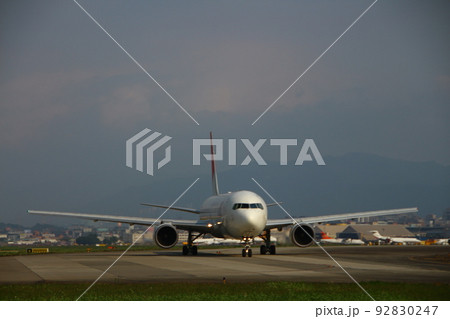飛行機 航空機 ひこうき 92830247
