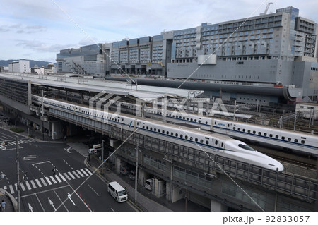 京都駅の新幹線口（八条口）の様子 92833057