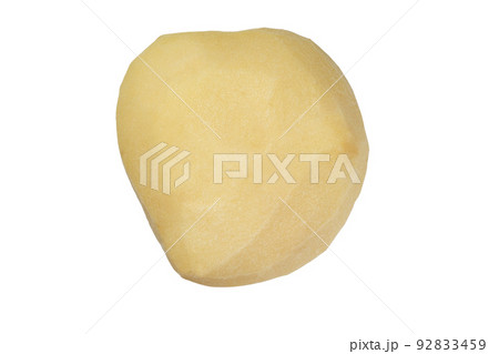 Close-up of a potato. Peeled potatoes isolated on a white background. A bunch of raw peeled potatoes. Close-up of a potato. Peeled potatoes isolated on a white background. A bunch of raw peeled potatoes. 92833459