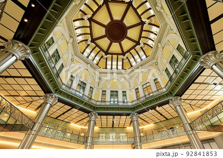 東京駅　丸の内駅舎のドーム天井 92841853