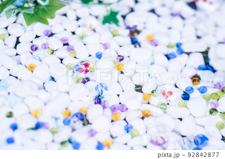 京都市上京区にある北野天満宮玉玉手水を撮影したもの 京都市上京区にある北野天満宮玉玉手水を撮影したもの 92842877