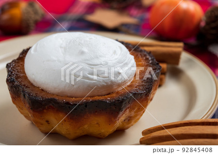 生クリームカヌレ 生クリームカヌレ 92845408